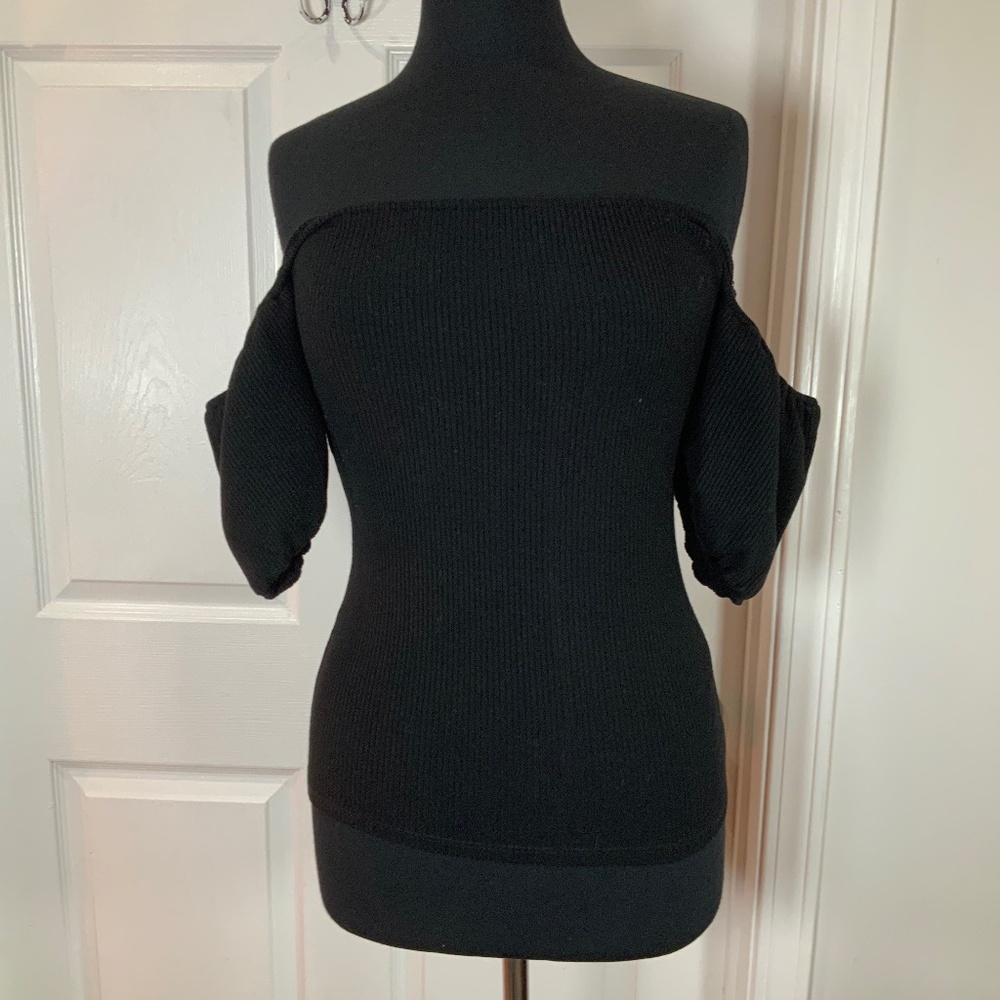 Reformation Black Off the Shoulder Slim Fit Minimalist Sweater Top Size Medium - Picture 8 of 8